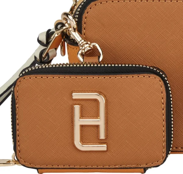 Set de Bolsa y Monedero HOLLYLAND Color Camel con Correa Estampada